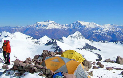 Aconcagua: Justman & Team Decide to Wait a Day Before Summit Bid