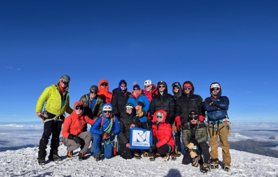 Ecuador Seminar: Hailes & Team Summit Cayambe!