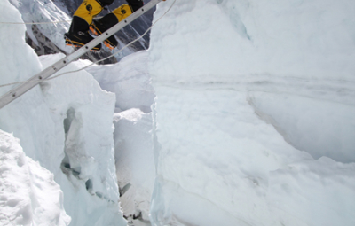 Dave Hahn and Team Descend from ABC