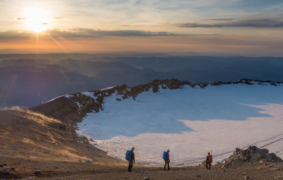 Mt. Rainier: Haugen, Bond & Teams Radio from Columbia Crest