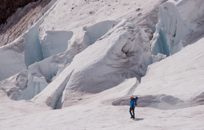 Mt. Rainier: Hahn, Gately & the Expedition Skills Seminar Reaches the Summit!
