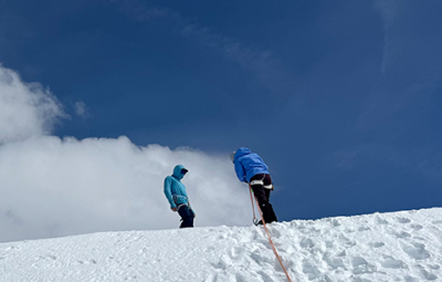 Mt. Rainier: First Expedition Skills Seminar of the Season!