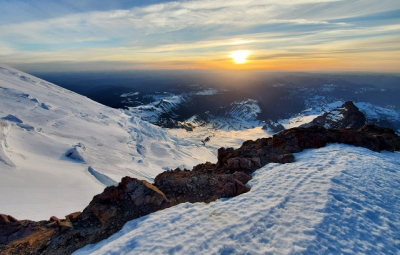 Mt. Rainier: Four Day Team Summits!