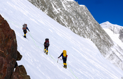 Vinson Massif: Hahn & Team Go Up But Then Down Again