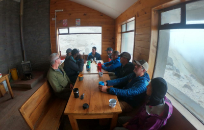 Ecuador Seminar: Knoff & Team Prepare for Cayambe Summit Bid