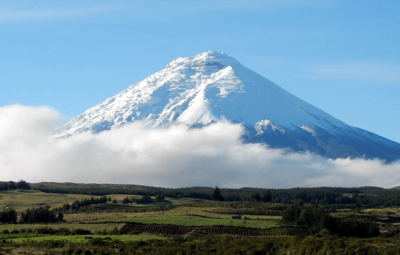 Ecuador Seminar: Knoff & Team Prepare for Summit of Cotopaxi