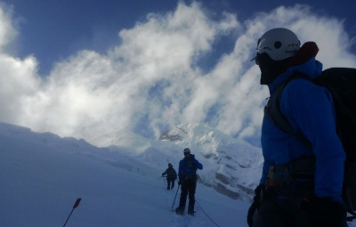 Ecuador: Walter and Team Climb Antisana