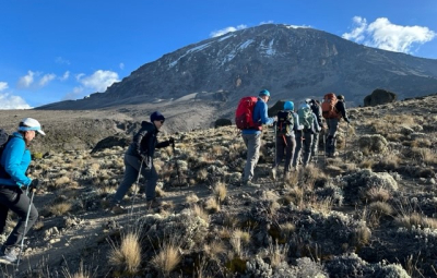 Kilimanjaro: Hahn & Team Reach Barafu High Camp
