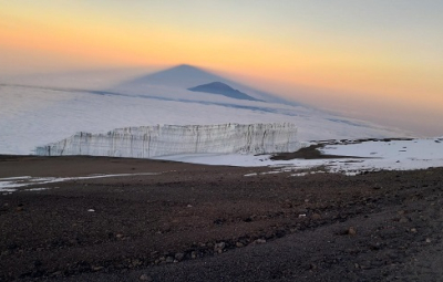 Kilimanjaro: Hahn & Team Reach Summit, Uhuru Peak