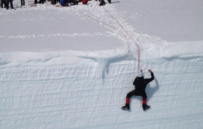 Mt. Rainier - Expedition Skills Seminar Works on Crevasse Rescue