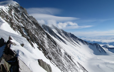 Vinson Massif: Hahn & Team Arrive at High Camp