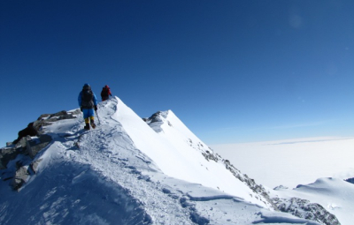 Vinson Massif: Hahn & Team Make Summit Attempt